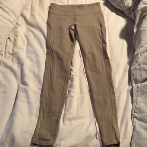 Women’s ALO workout leggings size XS